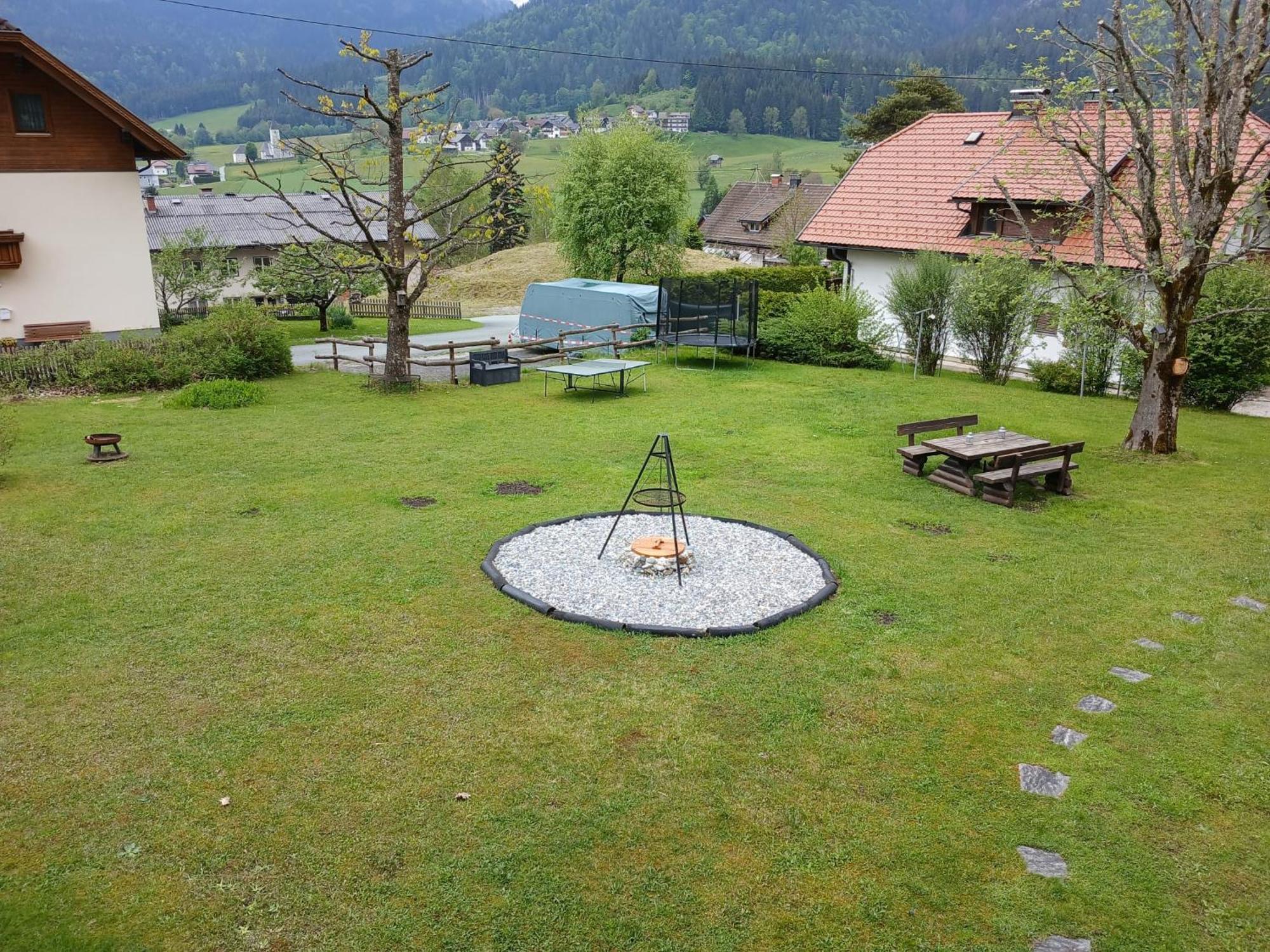 Pension & Apartments Weißbriach Kültér fotó